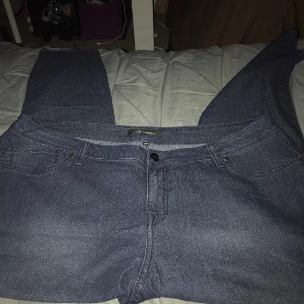 Skinny jeans